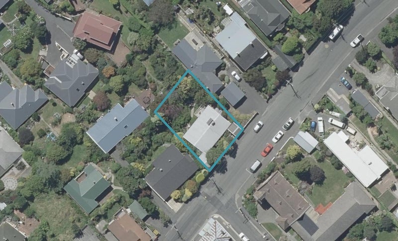 49 Signal Hill Road, Opoho, Dunedin - Carousel 1