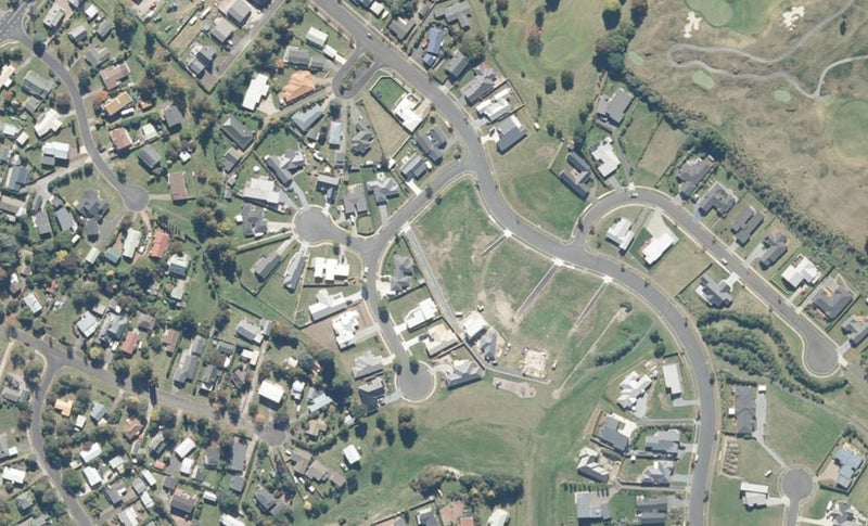 1 Loch Haven Lane, Kinloch, Taupō - Carousel 1