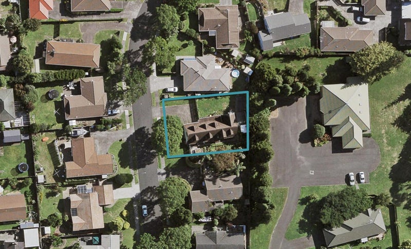 7 Ross Martin Court, Conifer Grove, Takanini - Carousel 1