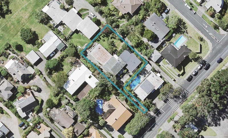 100A Aberdeen Road, Campbells Bay, Auckland - Carousel 1