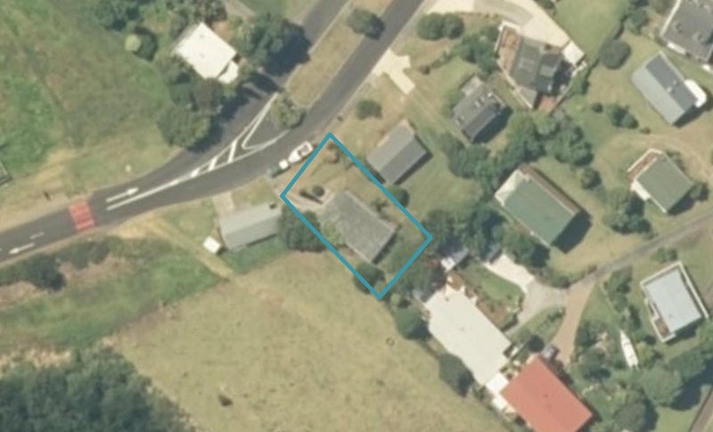 100 Onemana Drive, Whangamata - Carousel 1