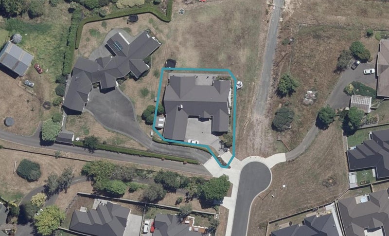 23 Crest Rise, Flagstaff, Hamilton - Carousel 1