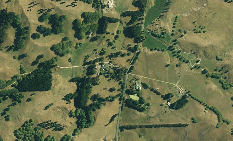 2412 Kahuranaki Road, Elsthorpe, Havelock North - Carousel 1