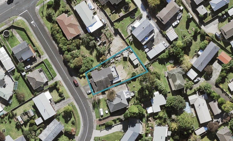 4 Hartley Terrace, Massey, Auckland - Carousel 1