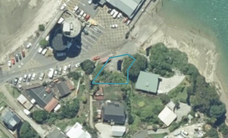 79 Wallis Street, Raglan, Raglan - Carousel 1