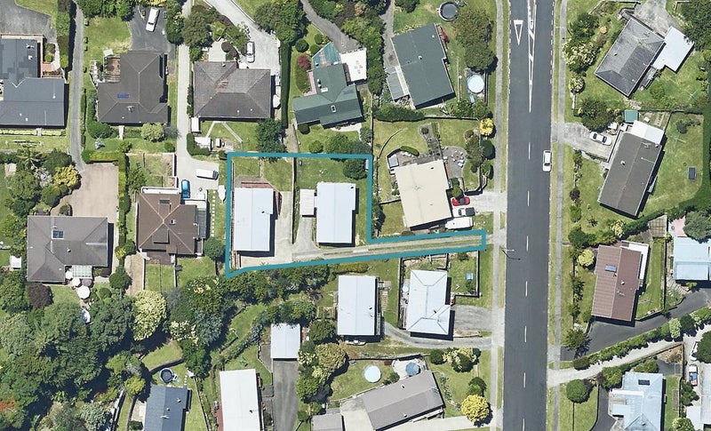 7A Resolution Road, Welcome Bay, Tauranga - Carousel 1
