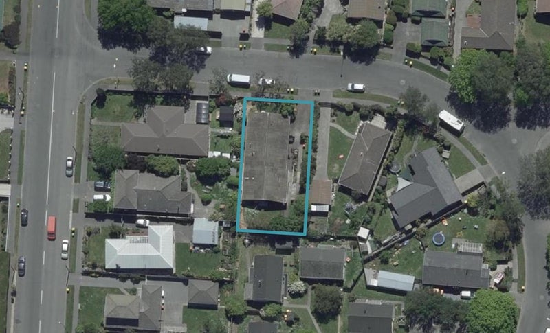 4 Clivedon Place, Redwood, Christchurch - Carousel 1