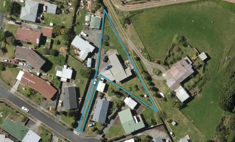 7 Jeeves Place, Tikipunga, Whangarei - Carousel 1