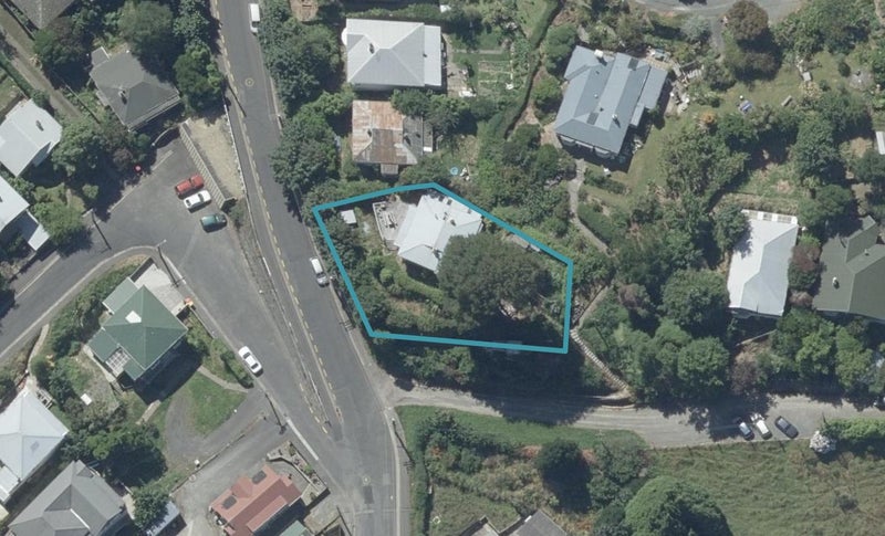 58 Gladstone Road, Dalmore, Dunedin - Carousel 1