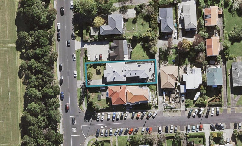 129 Birkenhead Avenue, Birkenhead, Auckland - Carousel 1
