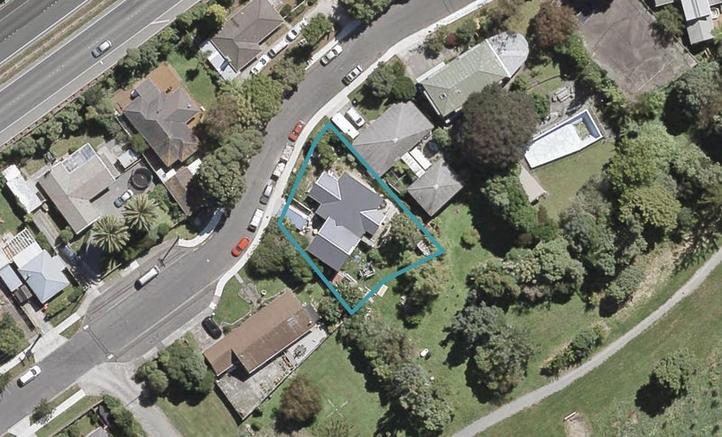 74 Owen Street, Belmont, Lower Hutt - Carousel 1