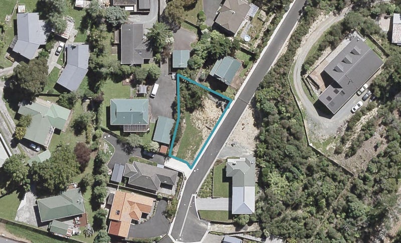 70 Moeraki Road, Maoribank, Upper Hutt - Carousel 1