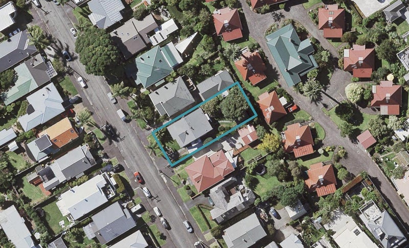 8 Duders Avenue, Devonport, Auckland - Carousel 1