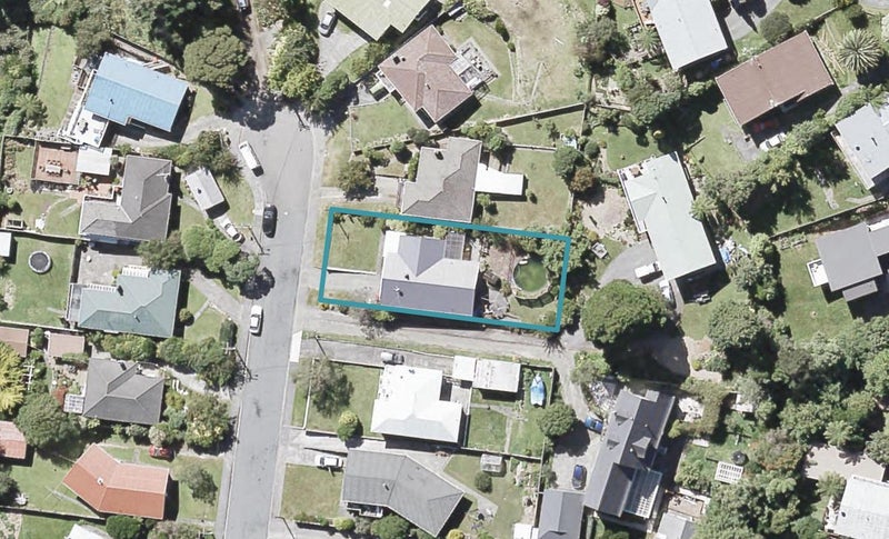 24 Isabel Grove, Wainuiomata, Lower Hutt - Carousel 1