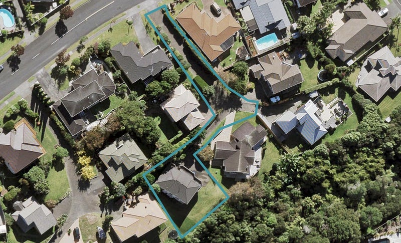 55 Westpark Drive, West Harbour, Auckland - Carousel 1