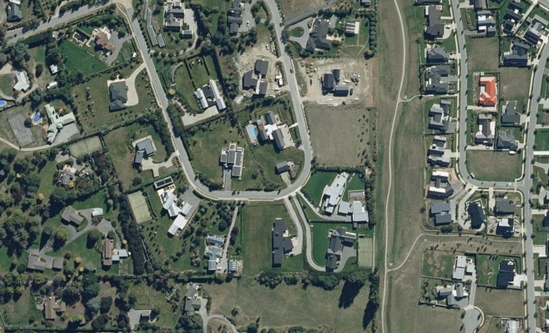 38 Ridgecrest, Wanaka, Wānaka - Carousel 1