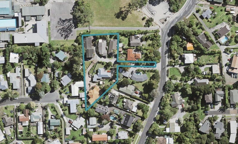 3/75 Atkinson Road, Titirangi, Auckland - Carousel 1