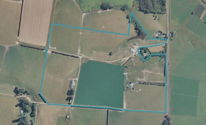 156 Barton Road, Fairview - Carousel 1