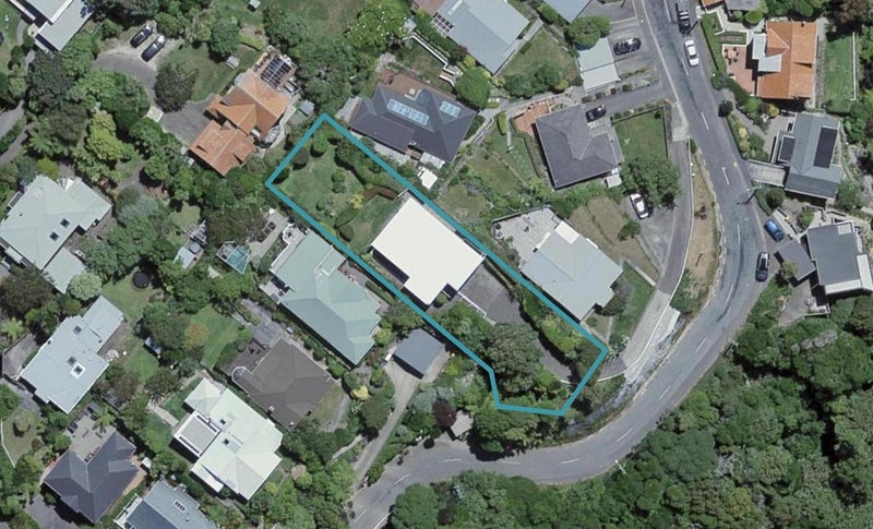 53 Trelissick Crescent, Ngaio, Wellington - Carousel 1