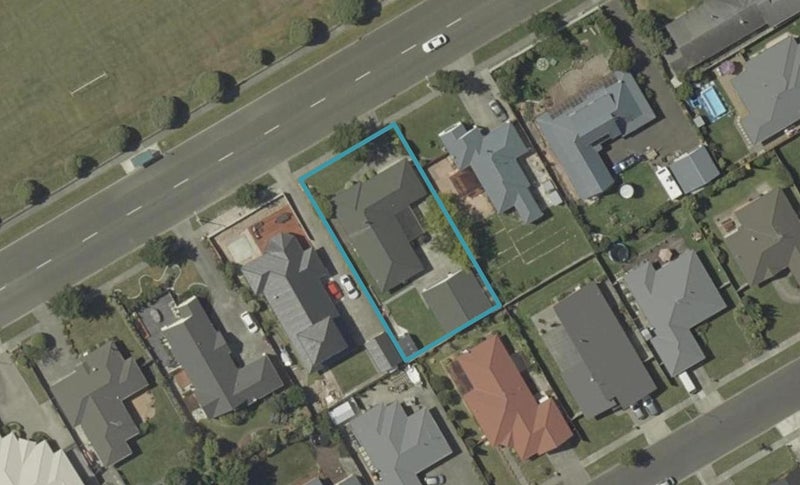 30 Fernlea Avenue, Kelvin Grove, Palmerston North - Carousel 1