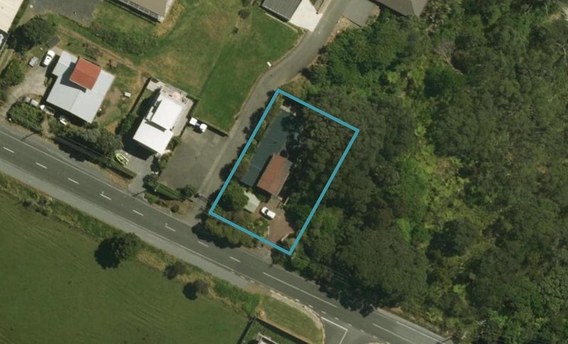 1113 Cove Road, Langs Beach, Waipu - Carousel 1