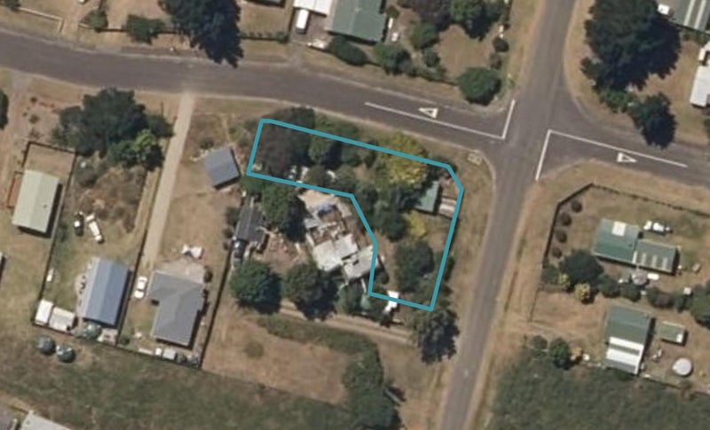 8 Forest Road, Waitārere Beach, Levin - Carousel 1