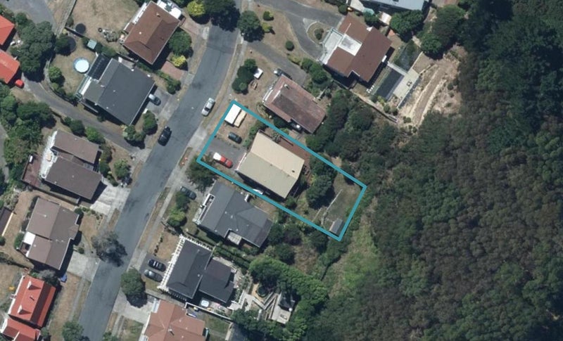 35 Mercury Way, Whitby, Porirua - Carousel 1