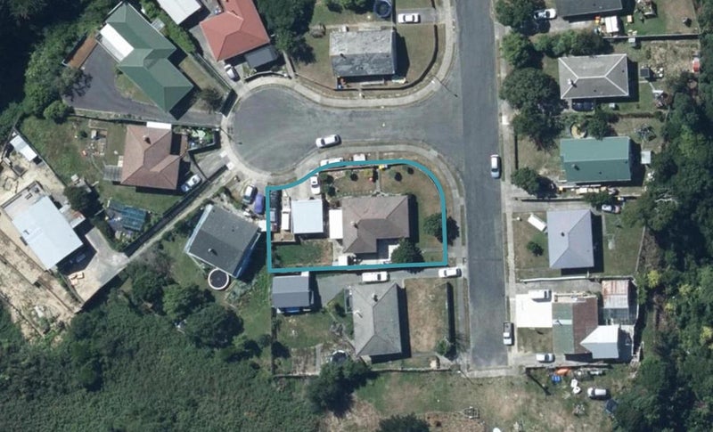 1 Syntax Place, Ascot Park, Porirua - Carousel 1