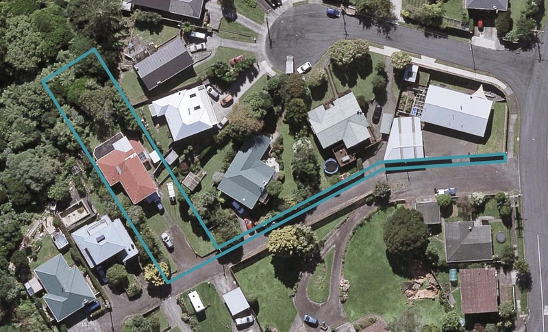 3C Durham Avenue, Welbourn, New Plymouth - Carousel 1