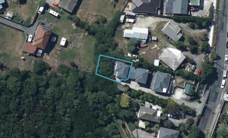 31B Hiwi Crescent, Tītahi Bay, Porirua - Carousel 1