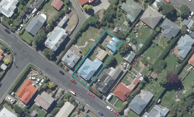 42 Beresford Street, Kaikorai, Dunedin - Carousel 1