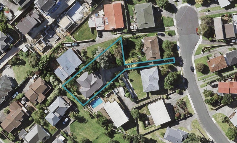 5 Prestige Place, Castor Bay, Auckland - Carousel 1
