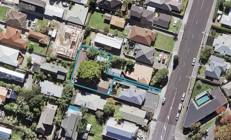 360A Point Chevalier Road, Point Chevalier, Auckland - Carousel 1