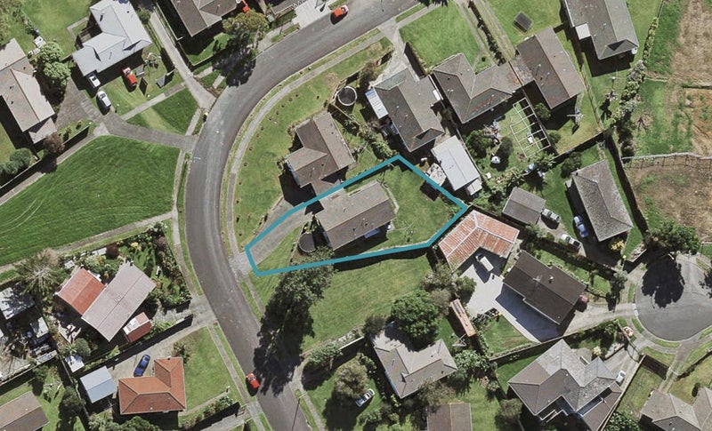 9 Kirkella Crescent, Mangere East, Auckland - Carousel 1