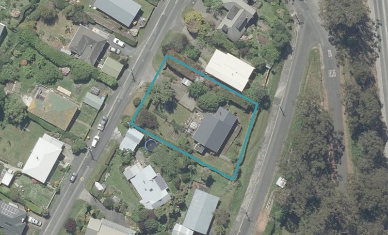 2 Kea Street, Saint Leonards, Dunedin - Carousel 1