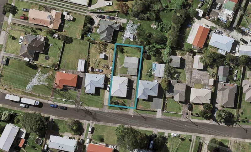 39 Lappington Road, Otara, Auckland - Carousel 1