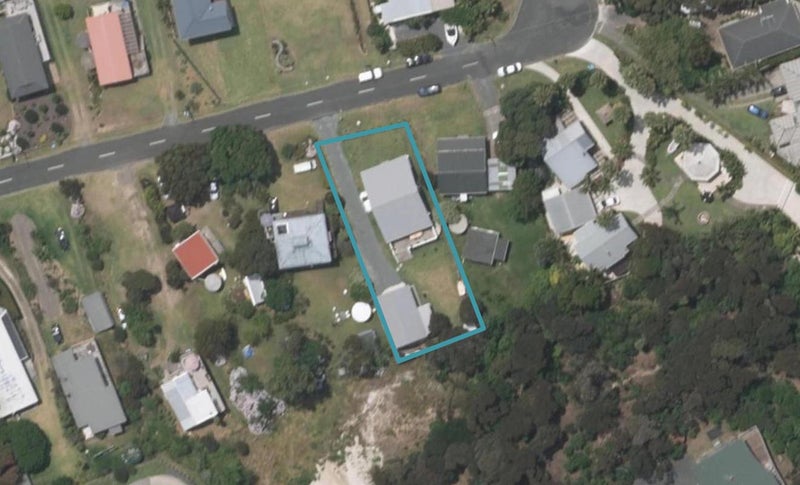 20 Heather Street, Mangawhai Heads, Mangawhai - Carousel 1