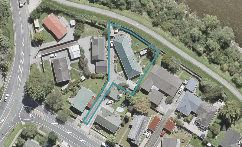 1A Gemstone Drive, Birchville, Upper Hutt - Carousel 1