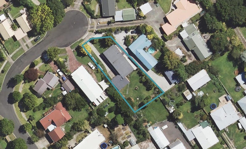 11 Heatherlea Street, Outer Kaiti, Gisborne - Carousel 1