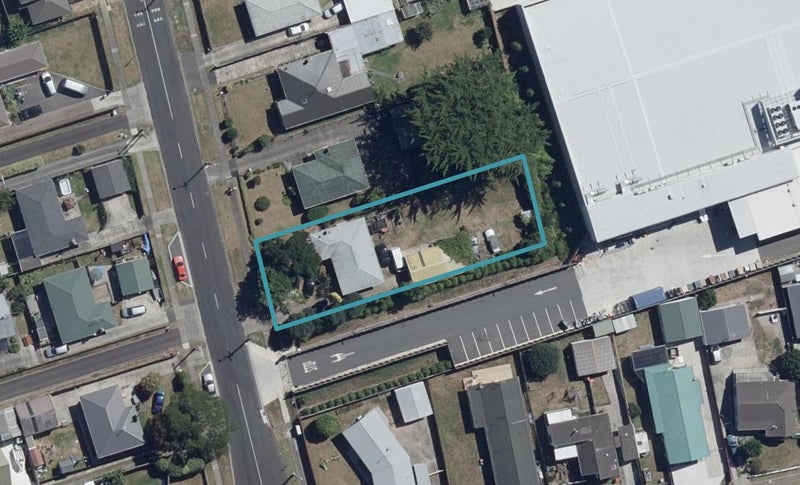 9 Poaka Avenue, Dinsdale, Hamilton - Carousel 1