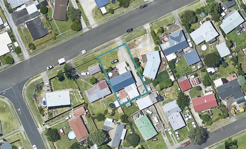 58 Esmeralda Street, Welcome Bay, Tauranga - Carousel 1