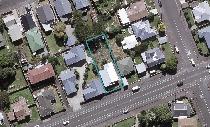 326 Devon Street West, New Plymouth, New Plymouth - Carousel 1
