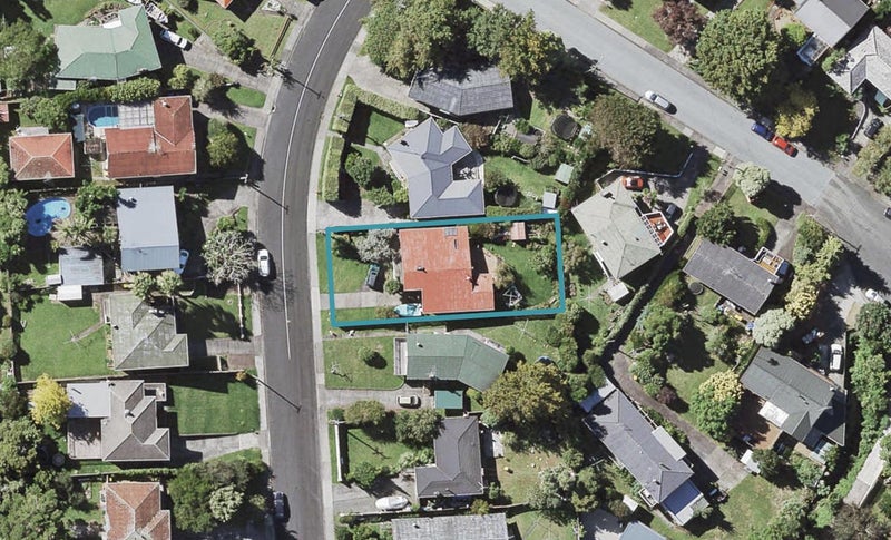 45 Angelo Avenue, Howick, Auckland - Carousel 1