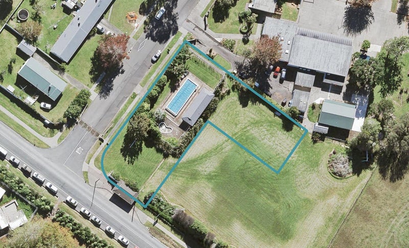 602 Paremoremo Road, Pāremoremo, Auckland - Carousel 1