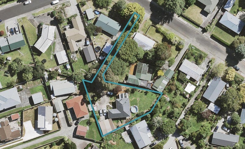 7A Lucinda Place, Glen Eden, Auckland - Carousel 1