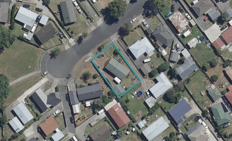 35 Puriri Street, Nawton, Hamilton - Carousel 1