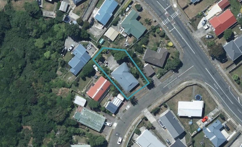 4 Toporoa View, Ascot Park, Porirua - Carousel 1