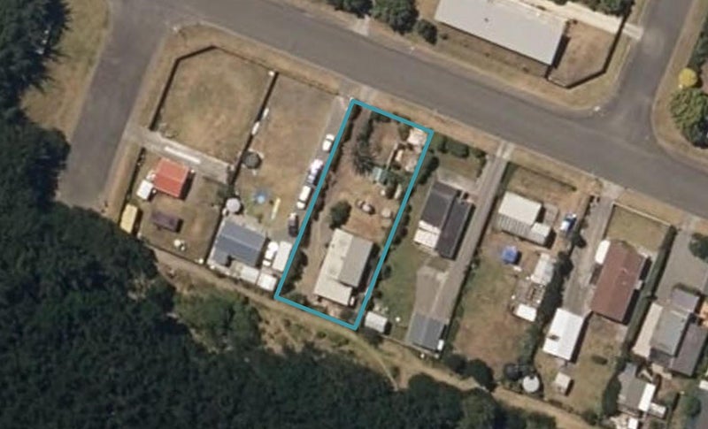 9 Hydrabad Drive, Waitarere Beach, Levin - Carousel 1