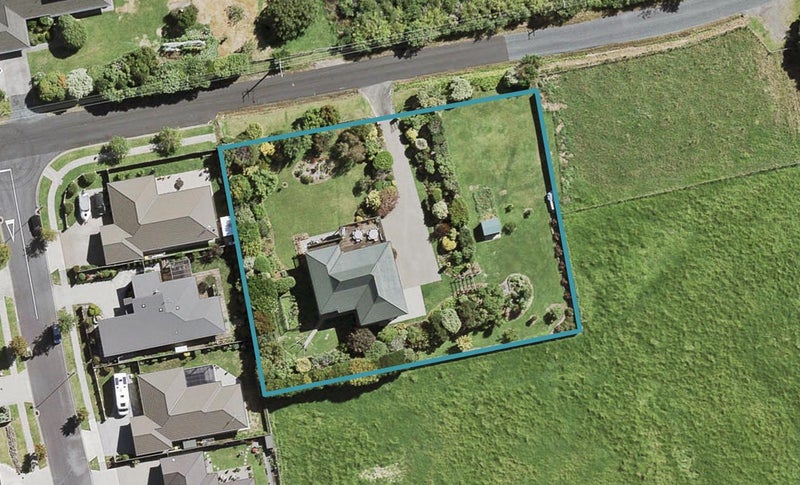 3 Babich Road, Henderson Valley, Auckland - Carousel 1