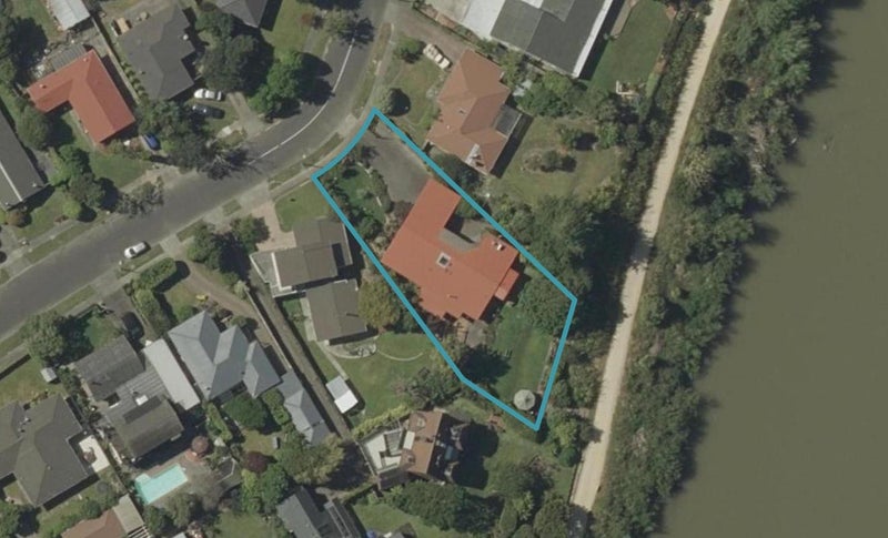 120 Buick Crescent, Awapuni, Palmerston North - Carousel 1
